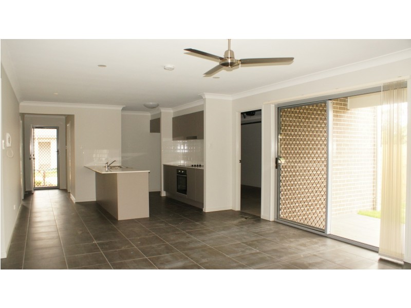 2/28 Amy street, Morayfield QLD 4506