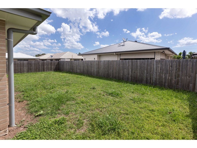 4 Deschamps Court, Loganlea QLD 4131