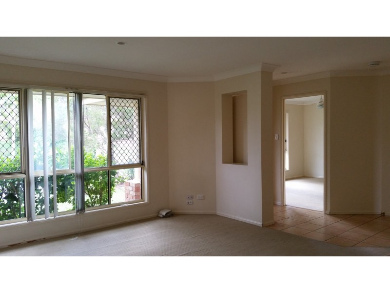 1 Macswiney Street, Collingwood Park QLD 4301