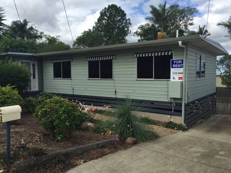 93A Conifer Street, Hillcrest QLD 4118