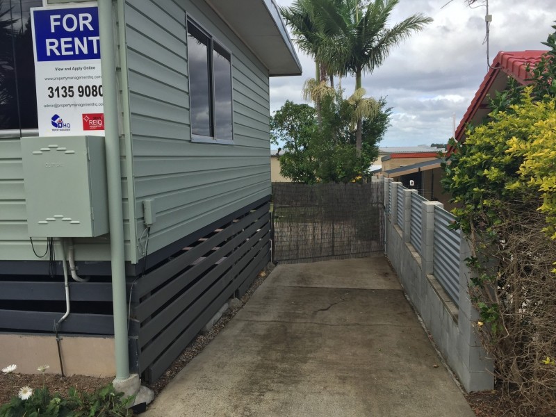 93A Conifer Street, Hillcrest QLD 4118
