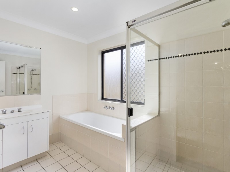 14 Devon Street, Bray Park QLD 4500