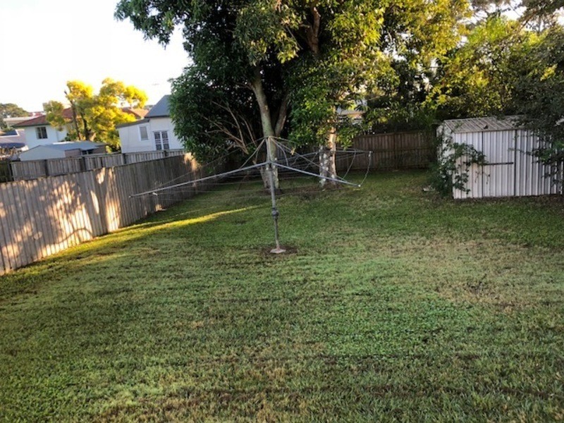 2A Plume Street, Redcliffe QLD 4020