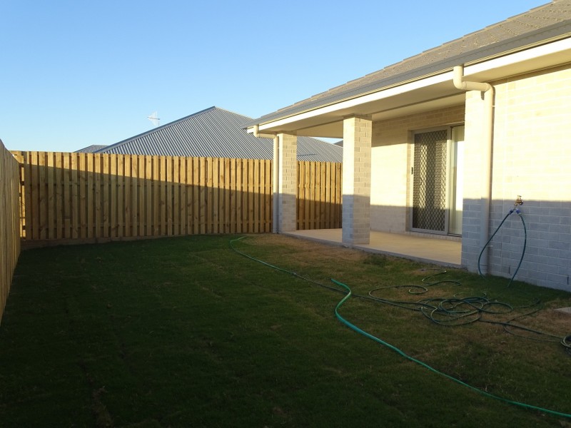 87A Fountain Street, Pimpama QLD 4209