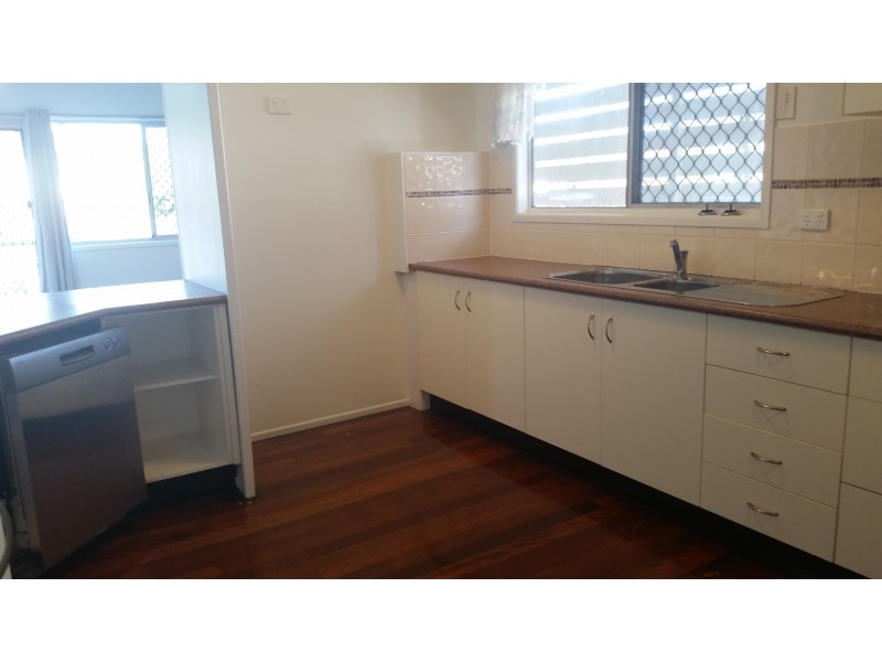 6 Royal Parade, Slacks Creek QLD 4127