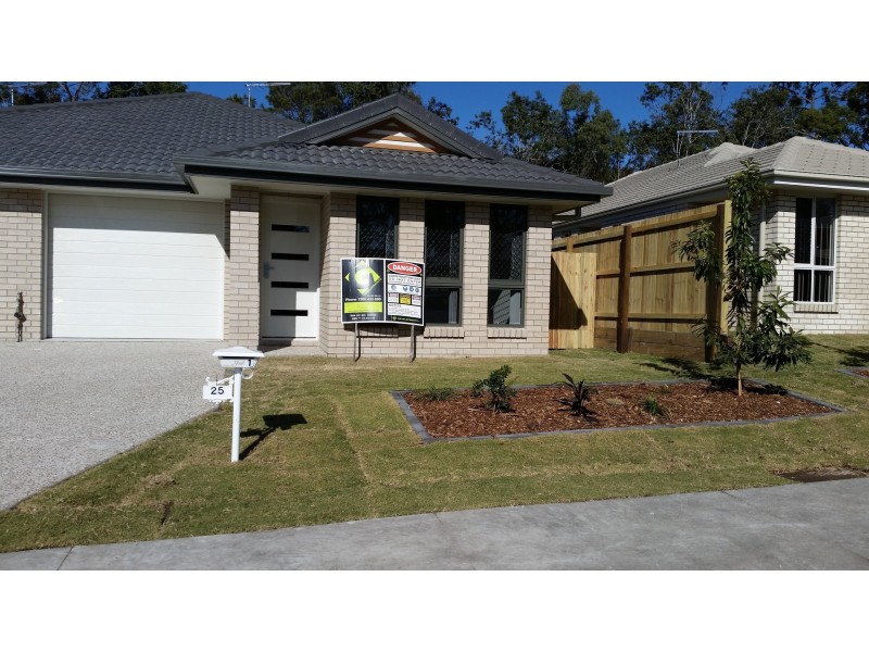 2/25 Frederick Street, Park Ridge QLD 4125