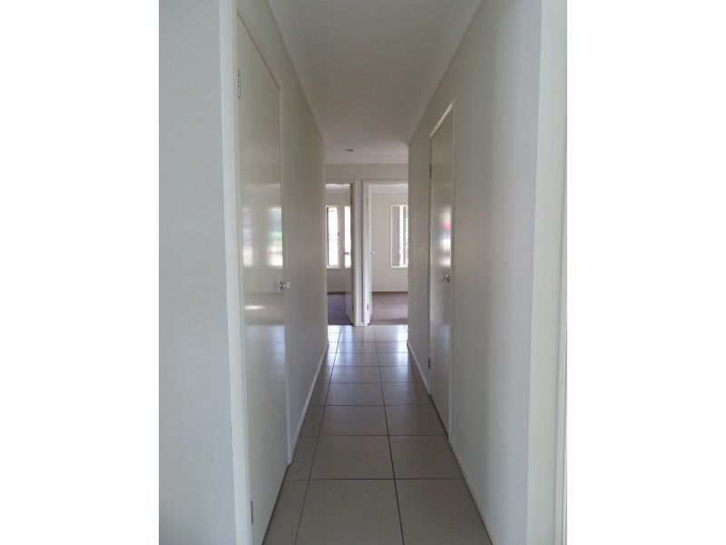 30 Hanover Drive, Pimpama QLD 4209