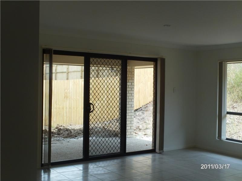 35 Hanover Drive, Pimpama QLD 4209