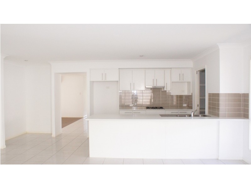 70 Armisfield Road, Doolandella QLD 4077