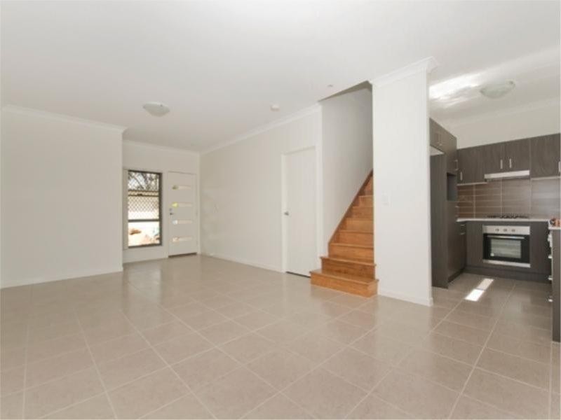 7/90 Jutland Street, Oxley QLD 4075