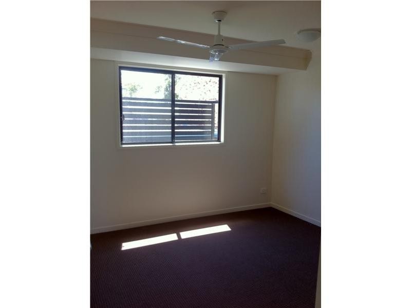 4/700 Kingston Road, Loganlea QLD 4131