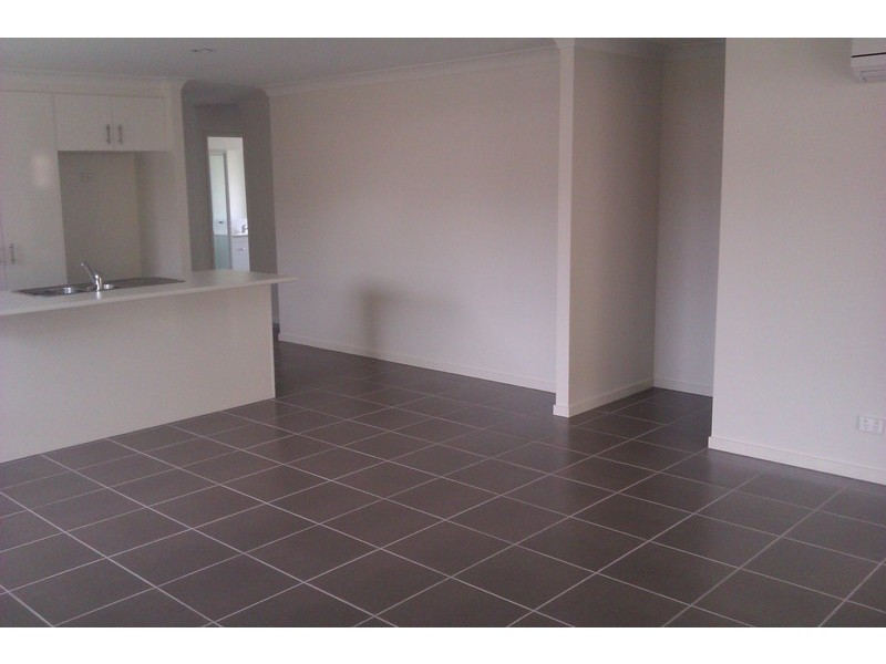 34 Trevor Street, Bellbird Park QLD 4300