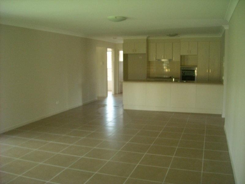 46 Honeywood Street, Fernvale QLD 4306