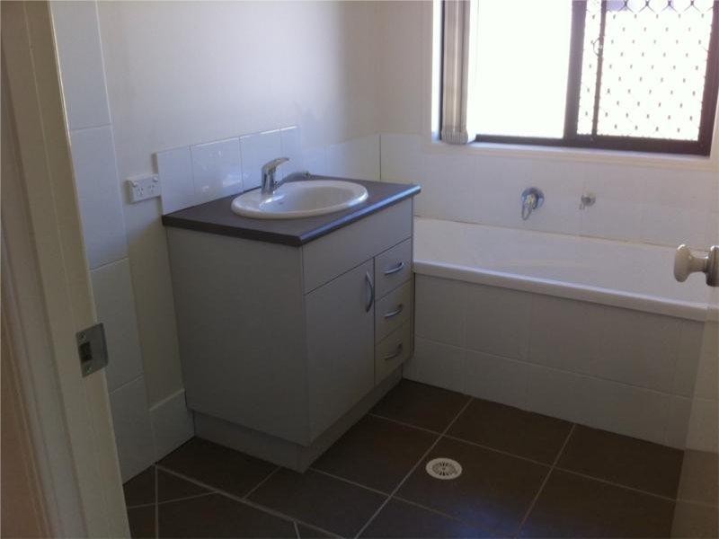 11 Chamomile Street, Griffin QLD 4503