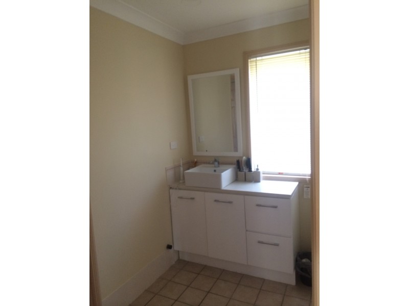 54 Fifth Avenue, Berrinba QLD 4117