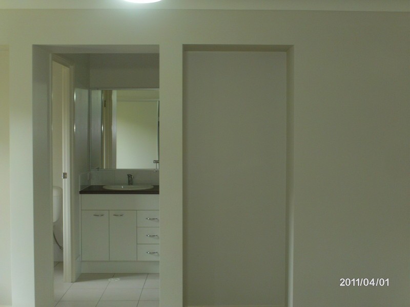4 Edgeware Street, Pimpama QLD 4209