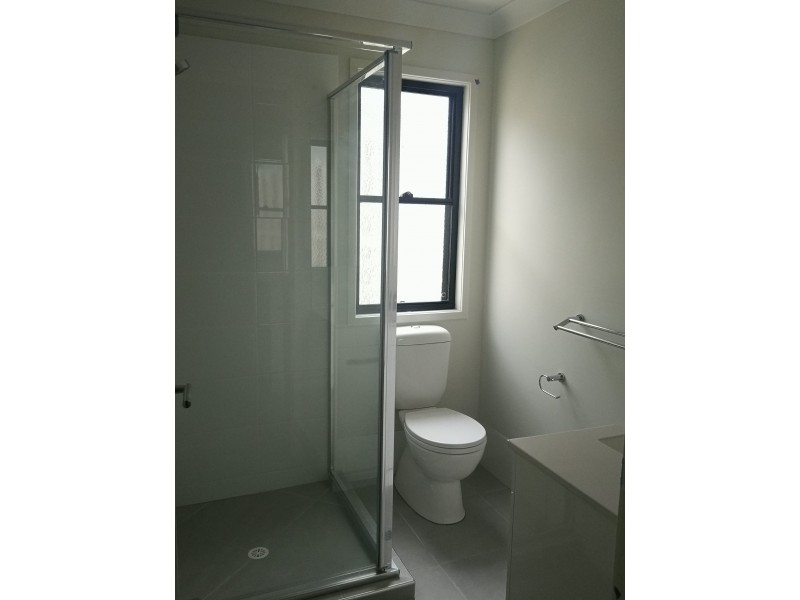 2/35 Bishampton Cct, Logan Reserve QLD 4133