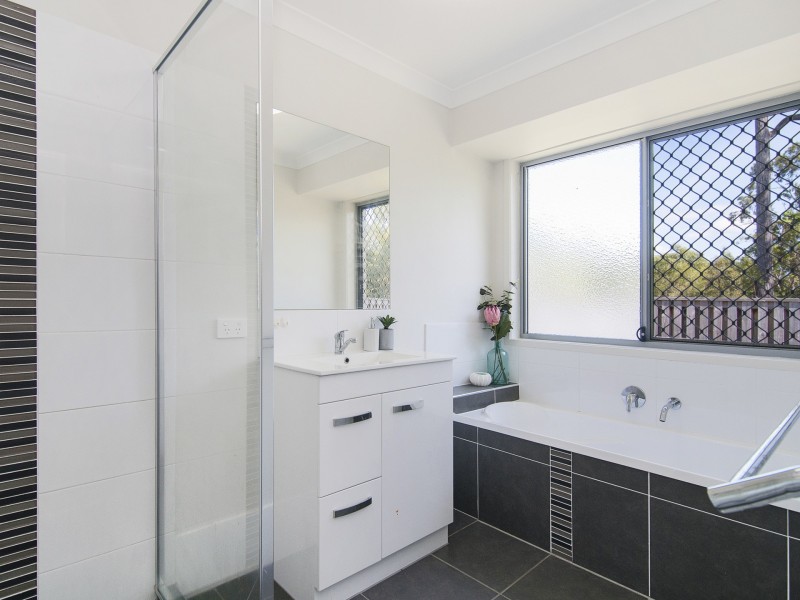 155 Dixon Drive, Pimpama QLD 4209