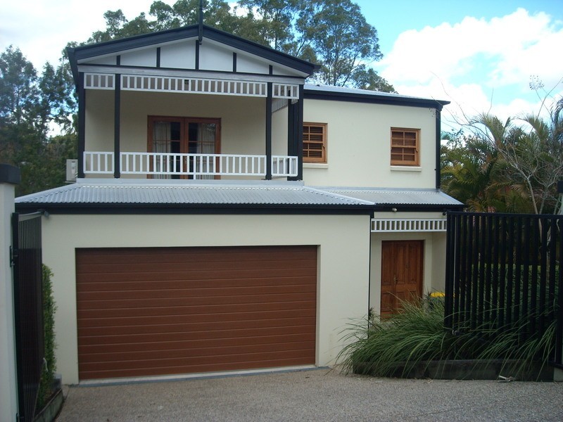 Chapel Hill QLD 4069