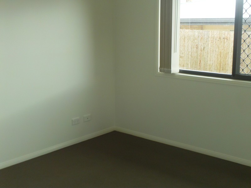 4 Edgeware Road, Pimpama QLD 4209