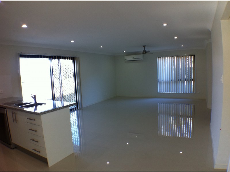 20 Winchester Crescent, Pimpama QLD 4209