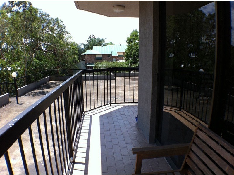 3a/67 Gladstone Road, Highgate Hill QLD 4101