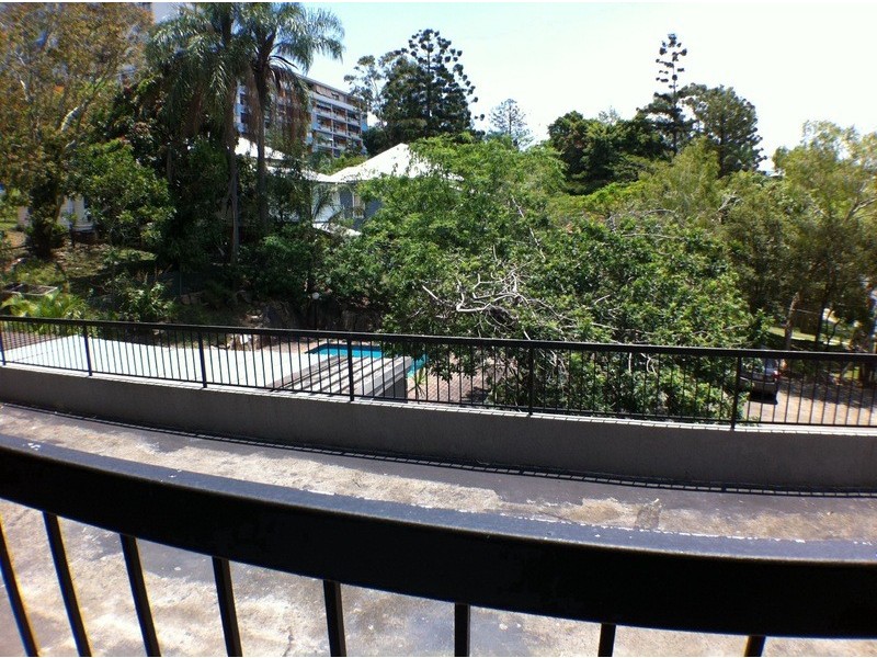 3a/67 Gladstone Road, Highgate Hill QLD 4101