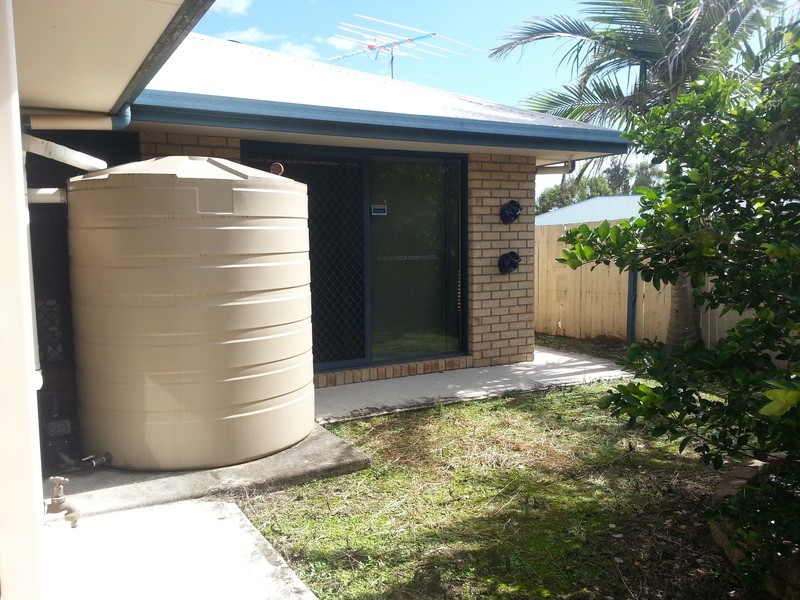 8 Kempe Court, Edens Landing QLD 4207