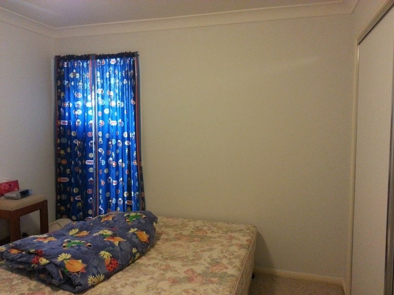 8 Kempe Court, Edens Landing QLD 4207