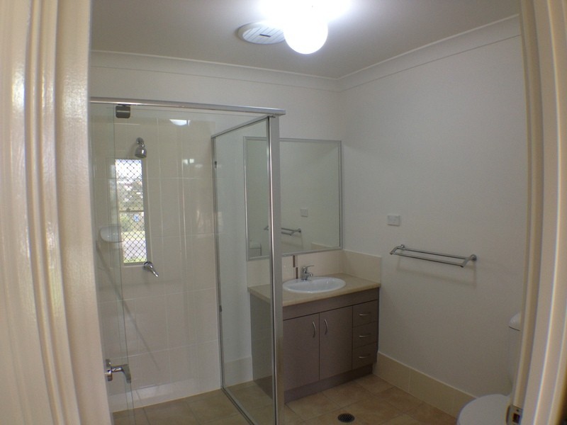 1/29 Sarah Drive, Yamanto QLD 4305
