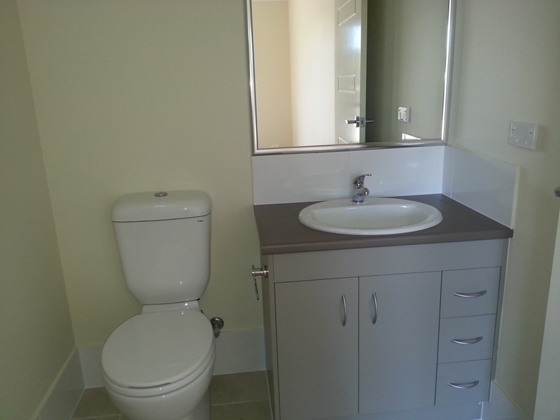 1/12 Bahrs Point Dr, Bahrs Scrub QLD 4207