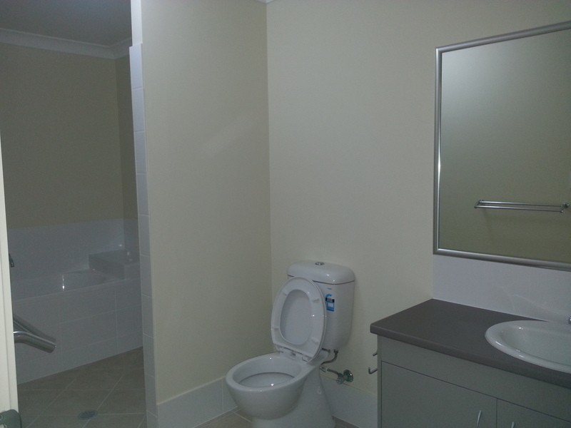 1/12 Bahrs Point Dr, Bahrs Scrub QLD 4207