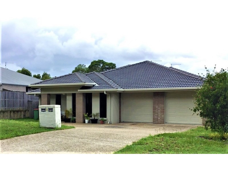 2/7 Bahrs Point Drive, Bahrs Scrub QLD 4207