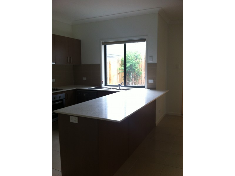 1/16-18 Turpin Street, Labrador QLD 4215