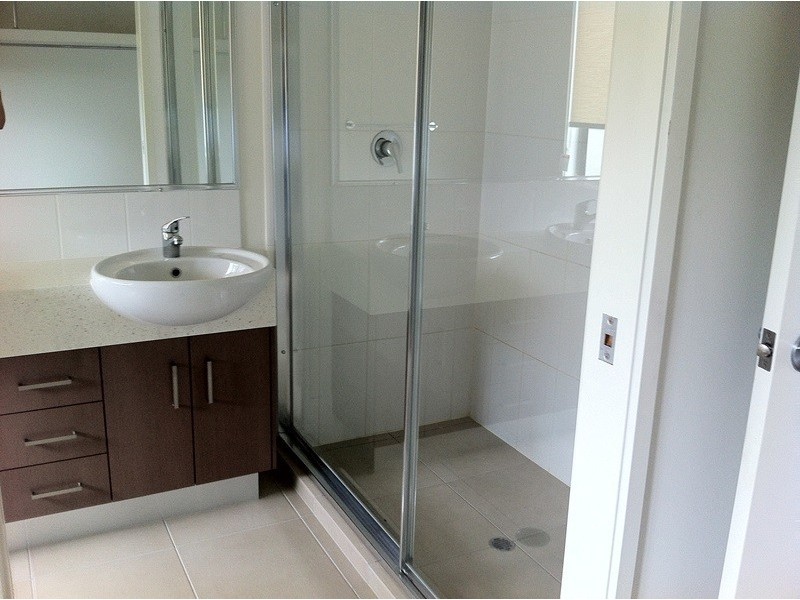 1/16-18 Turpin Street, Labrador QLD 4215