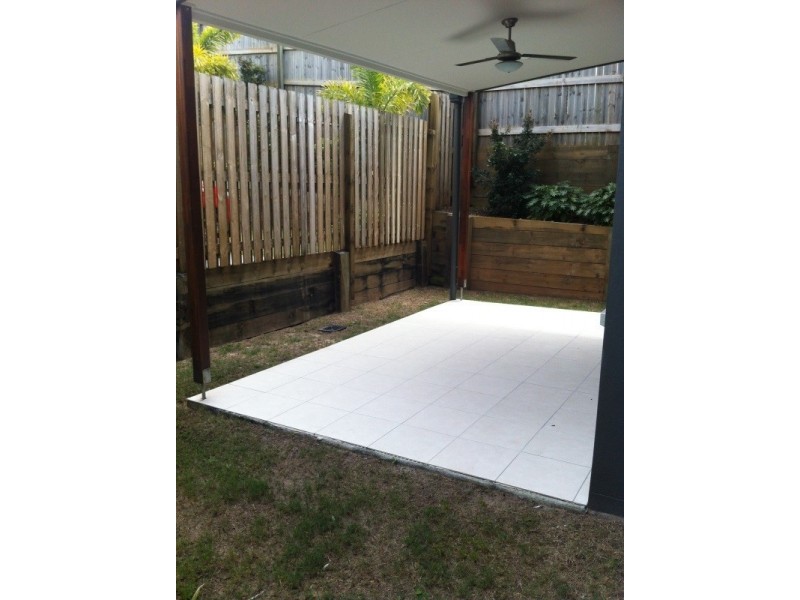 1/16-18 Turpin Street, Labrador QLD 4215