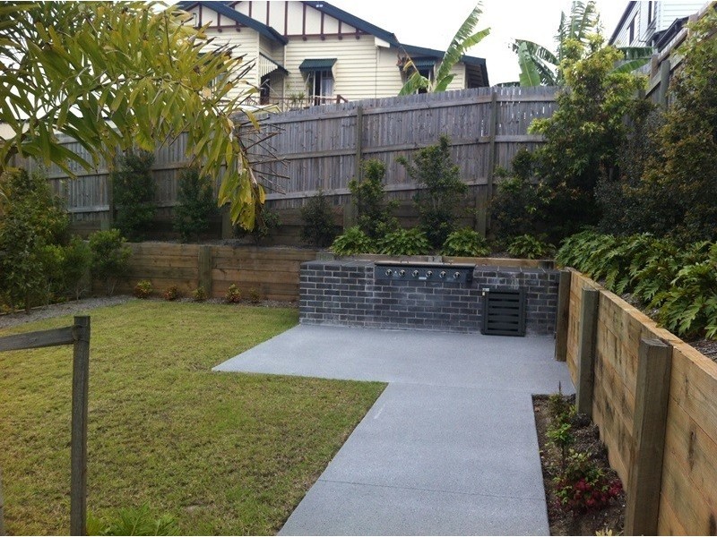 2/16-18 Turpin Street, Labrador QLD 4215