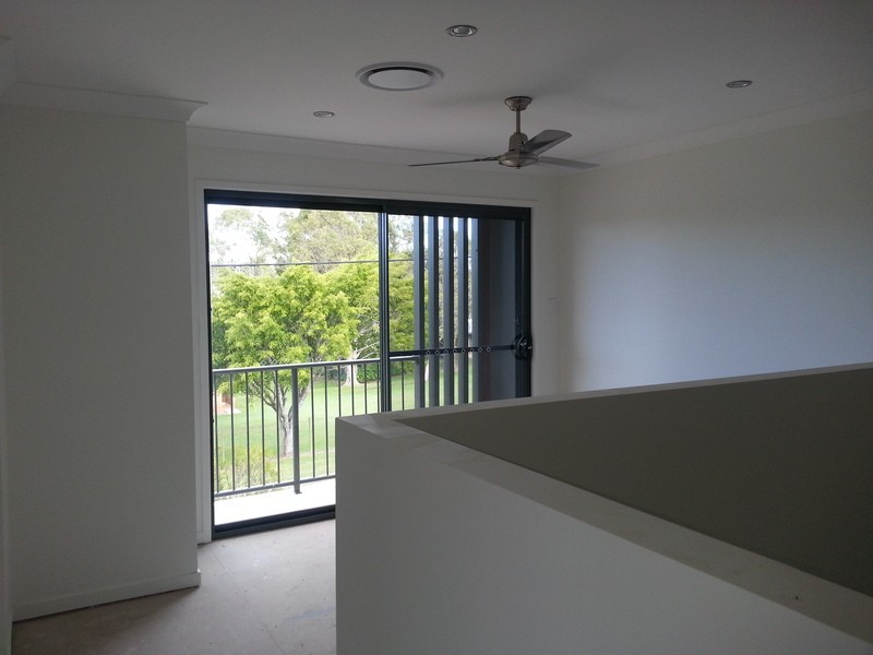 4/16-18 Turpin Street, Labrador QLD 4215