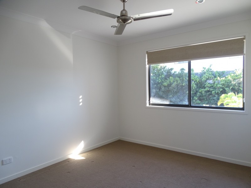 7/16-18 Turpin Street, Labrador QLD 4215