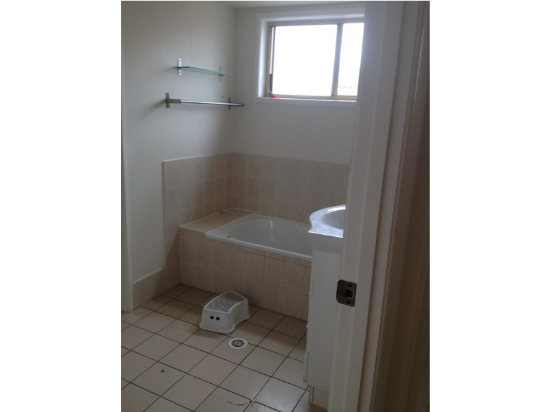 8 Viewbank Street, Beenleigh QLD 4207