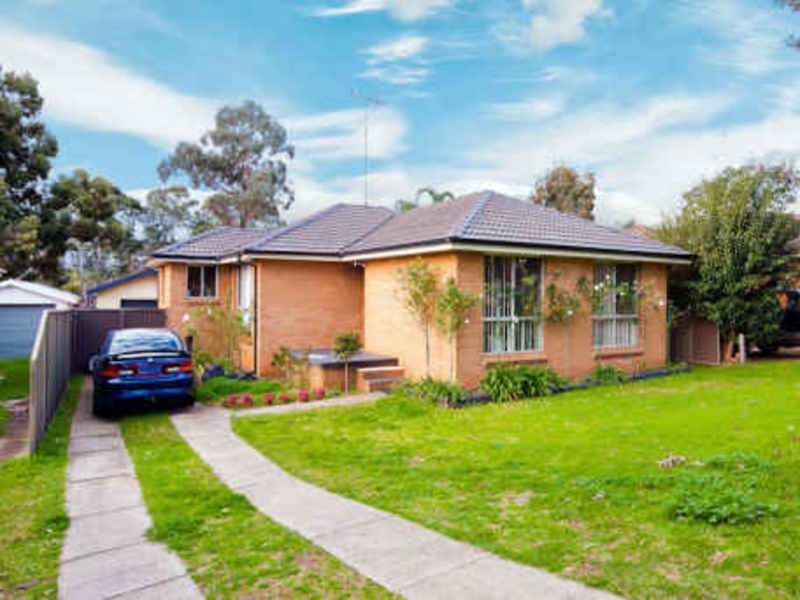 12  Kolodong Drive, Quakers Hill NSW 2763