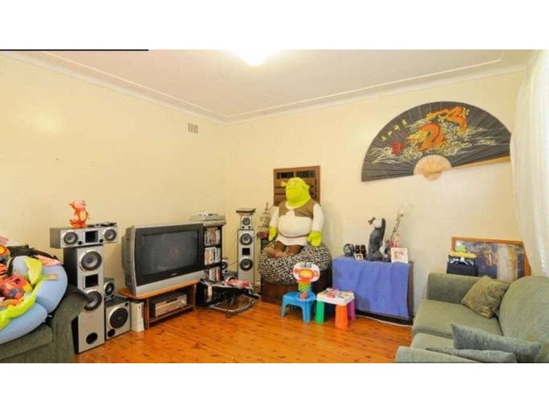 97 Stephen St, Blacktown NSW 2148