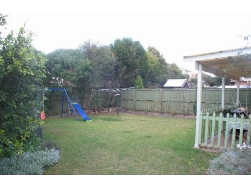 9 Grech Pl, Glenwood NSW 2768