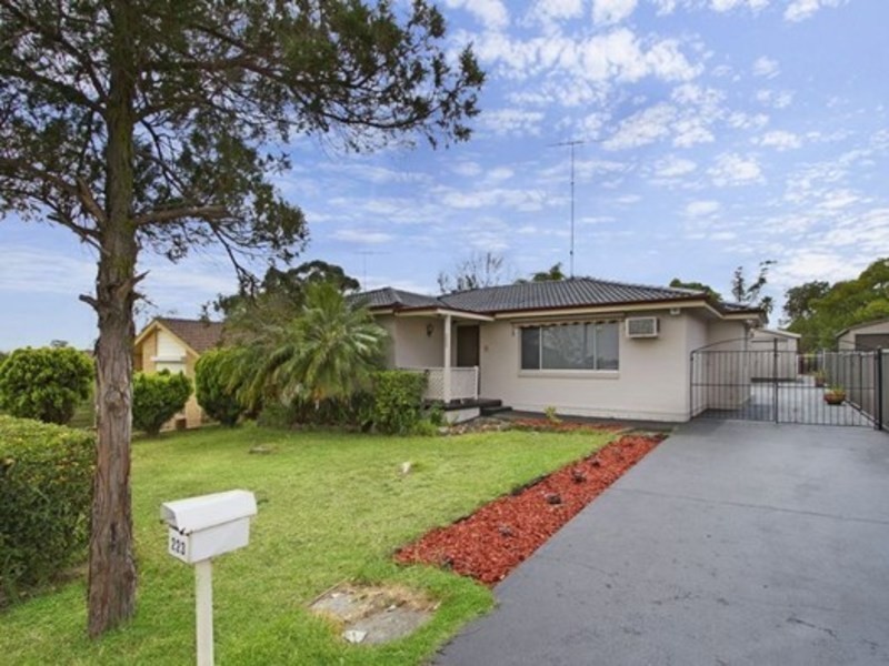 223 Quakers Road, Quakers Hill NSW 2763