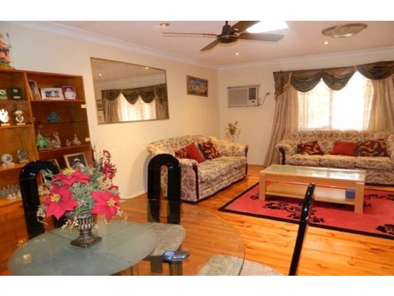 63 Terrigal St, Marayong NSW 2148