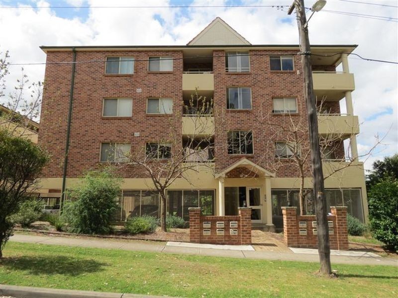25/11 Oxford St, Blacktown NSW 2148