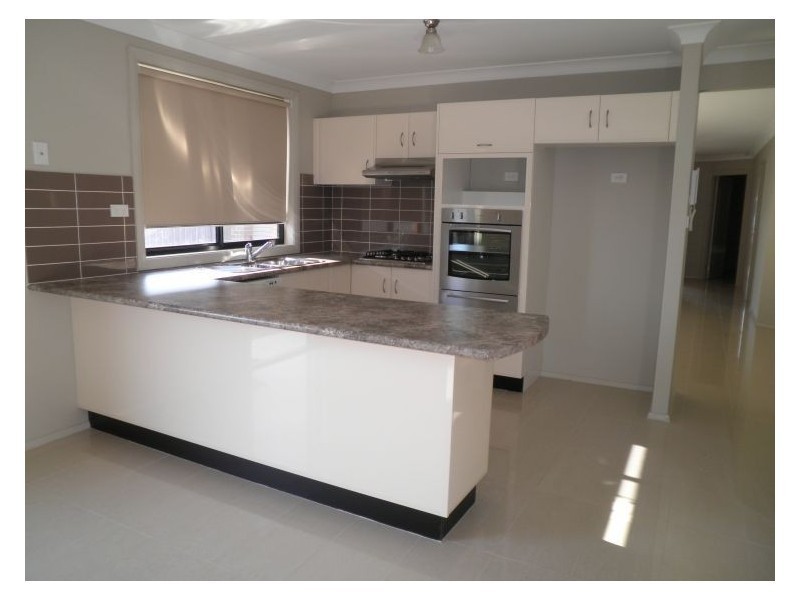 17 Red Ash Av, Mount Annan NSW 2567