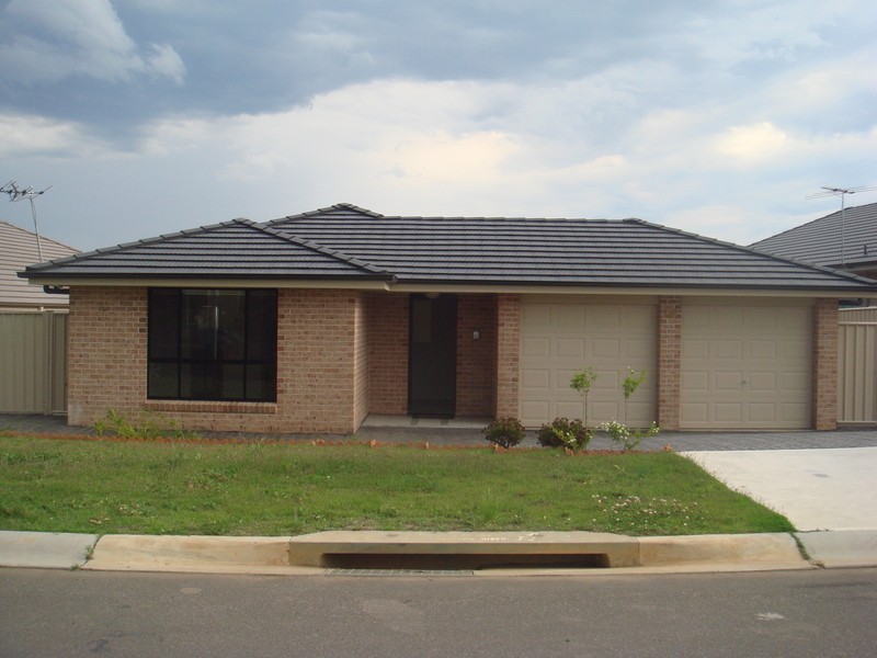 17 Red Ash Av, Mount Annan NSW 2567