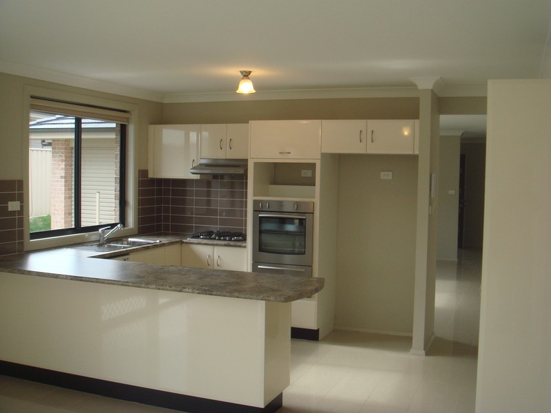 17 Red Ash Av, Mount Annan NSW 2567