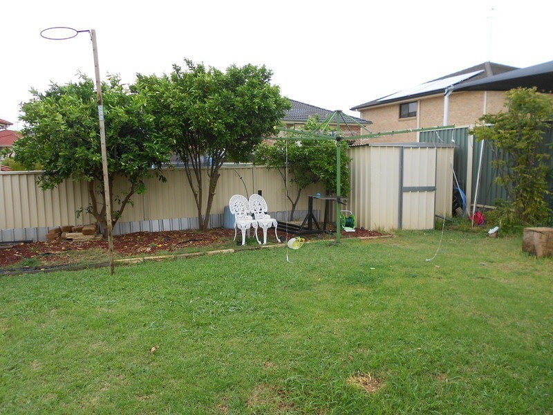 36 Wainwright Av, West Hoxton NSW 2171